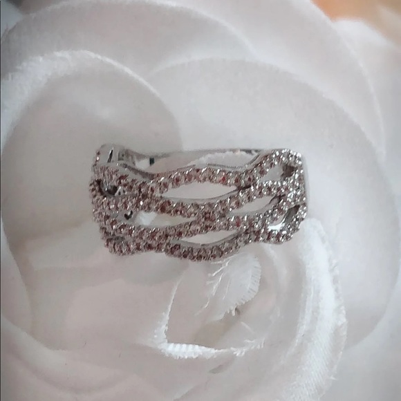 Jewelry - 5/$75 Silver Fashion Ring